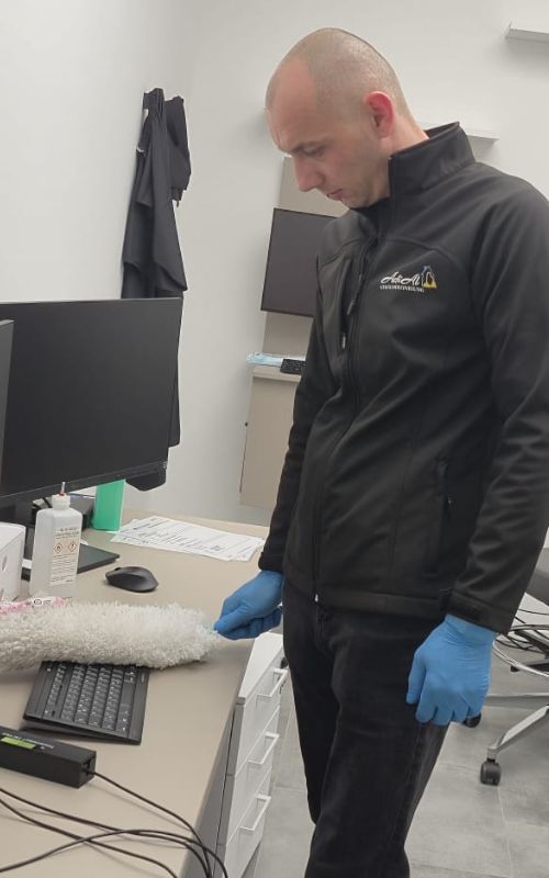 Büroreinigung Münster – professionelle Reinigung eines modernen Büros