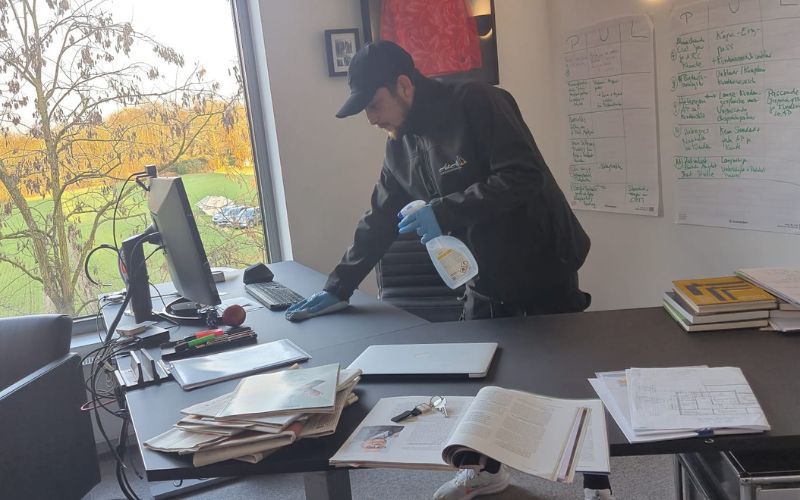 Büroreinigung Münster – hygienische Arbeitsplätze